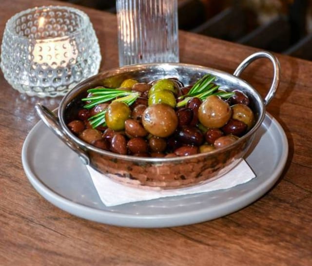 Olive Miste Calde (Warm Mixed Olives).